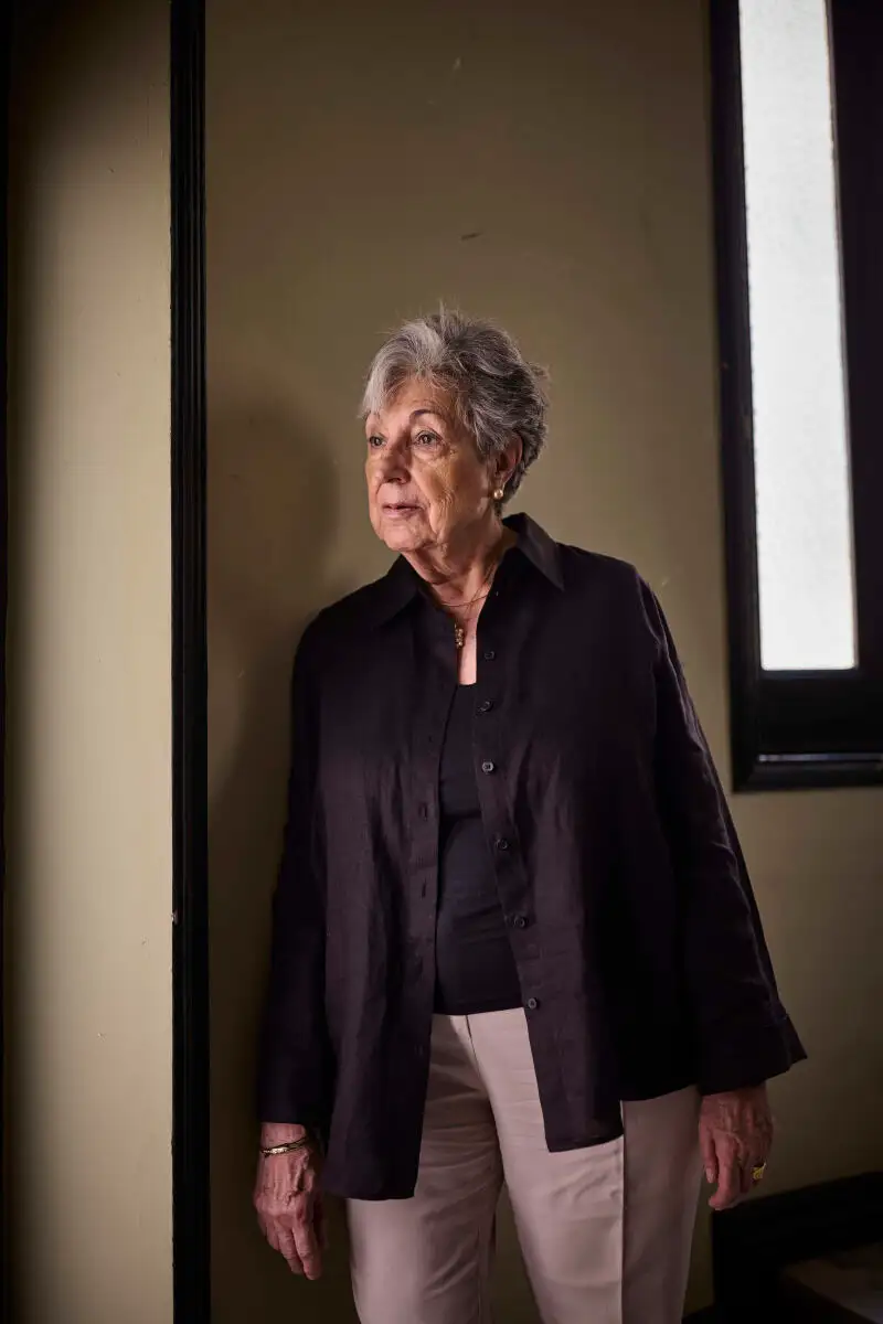 Entrevista con María Encarnación Roca. Es una jurista española. Ha sido magistrada en la Sala de lo Civil del