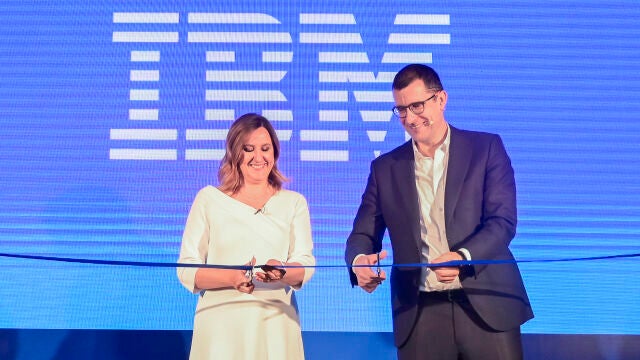 Valencia se convierte “en un hub digital líder en Europa, Oriente Medio y África” con la apertura del Digital Sales de IBM