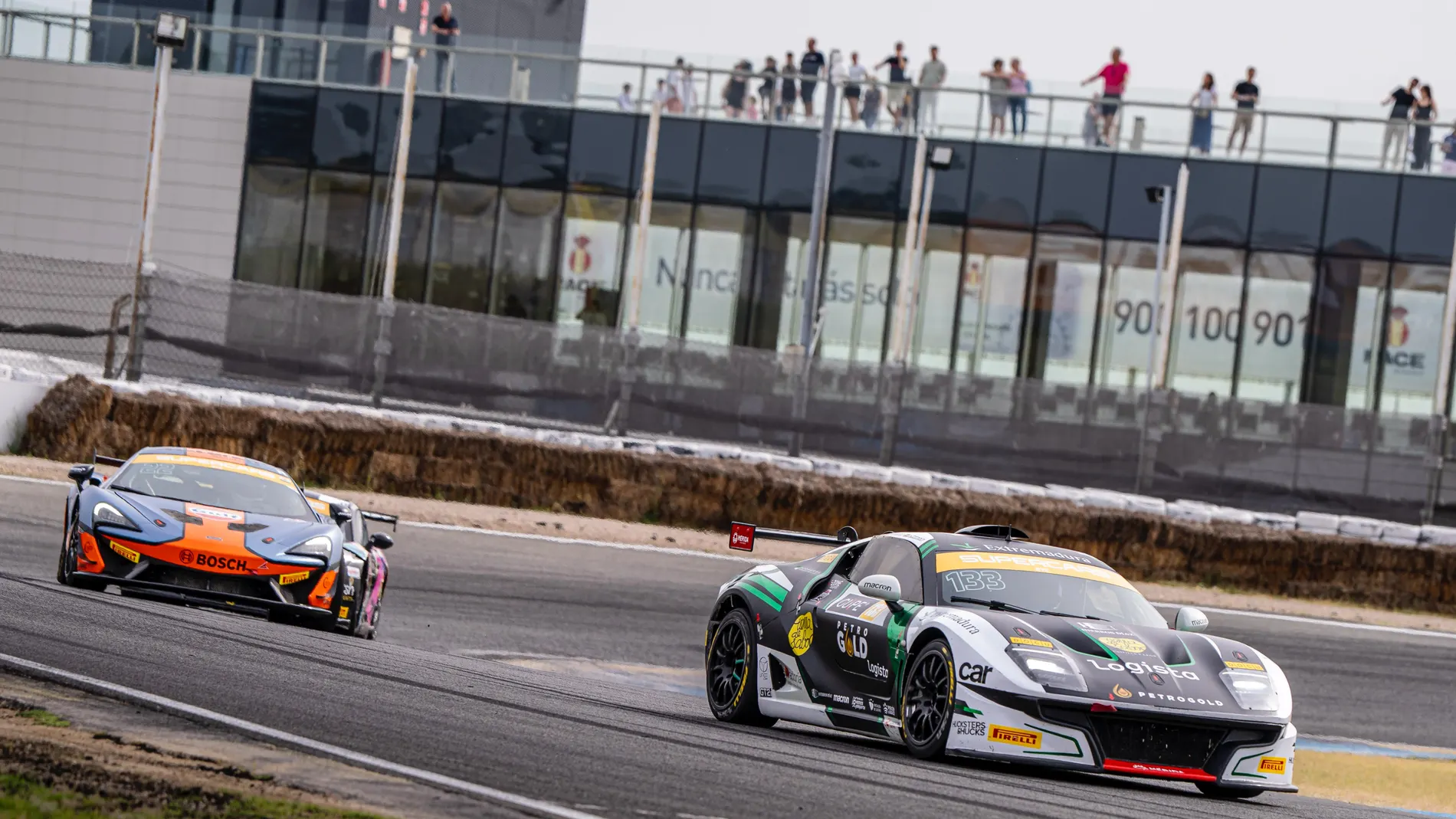 Alejandro Iribas, la nueva estrella de los Supercars