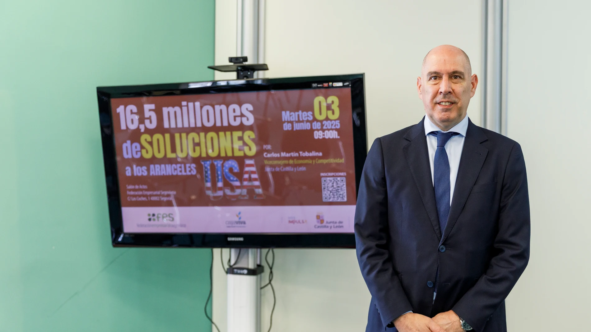 El viceconsejero de Economía y Competitividad, Carlos Martín Tobalina, participa en un encuentro empresarial en la Federación Empresarial Segoviana