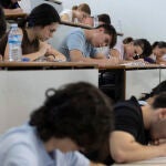 Estudiantes durante la PAU
