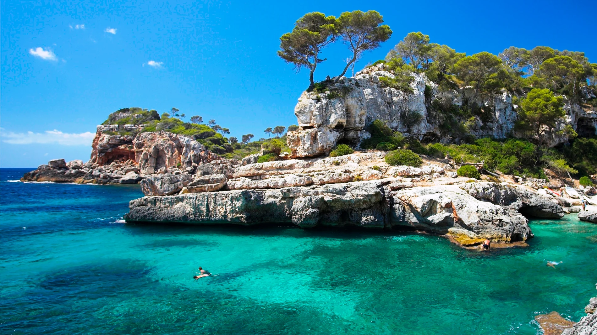 Consejos que tienes que seguir sí o sí si vas a una playa de Baleares