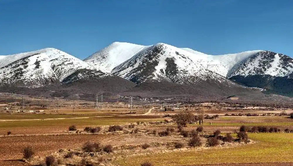 El Moncayo desde Cuevas de Ágreda