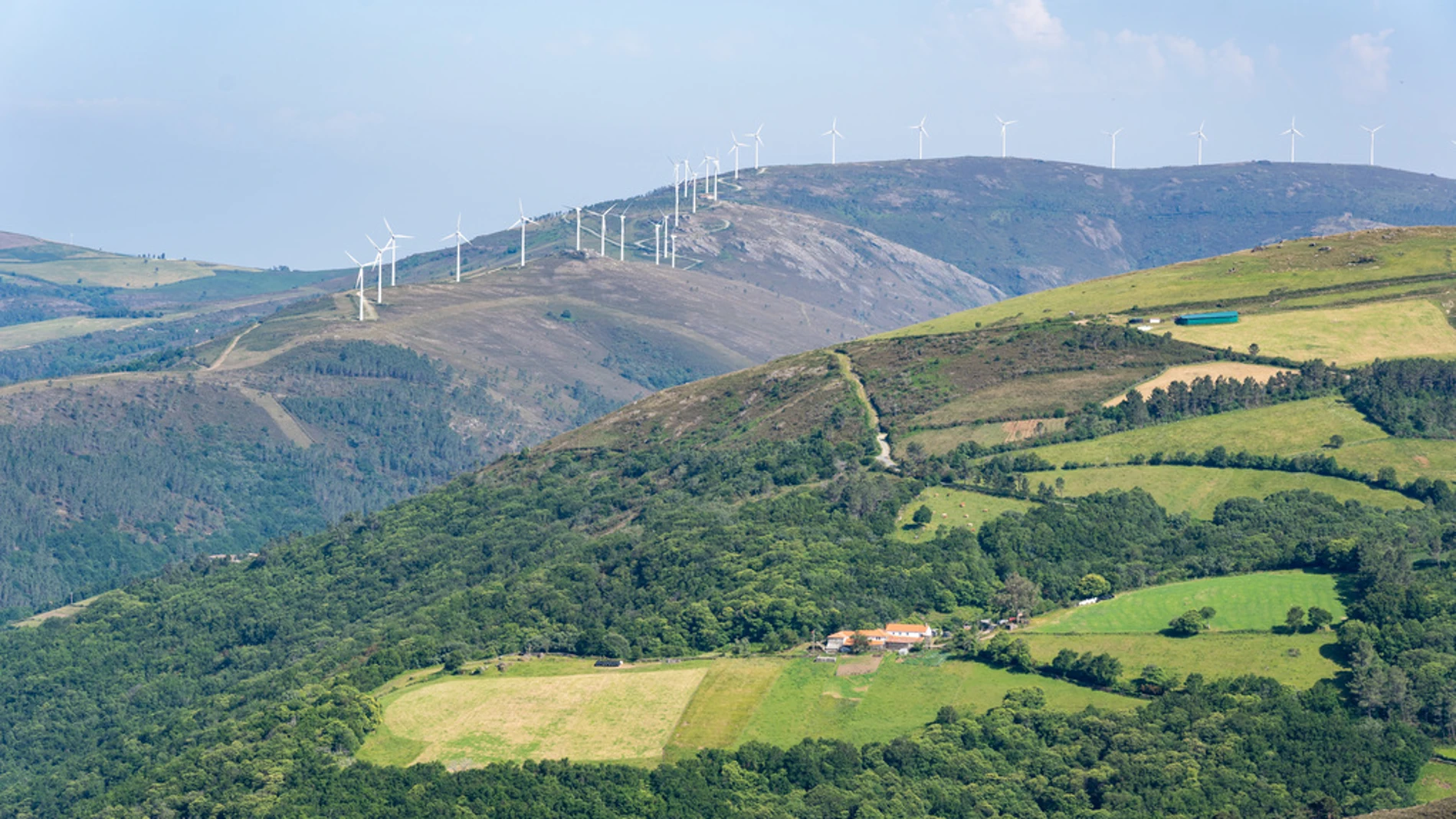 Mil metros de libertad: así es una de las sierras menos exploradas de Galicia