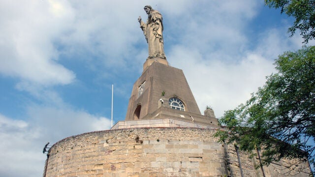 Sagrado Corazón en el Castell de la Mota en el monte Urgell en San Sebastián
