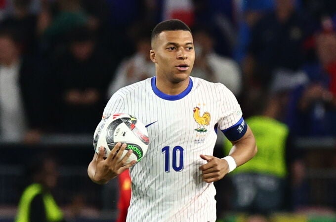 UEFA Nations League semi-final - Spain vs France