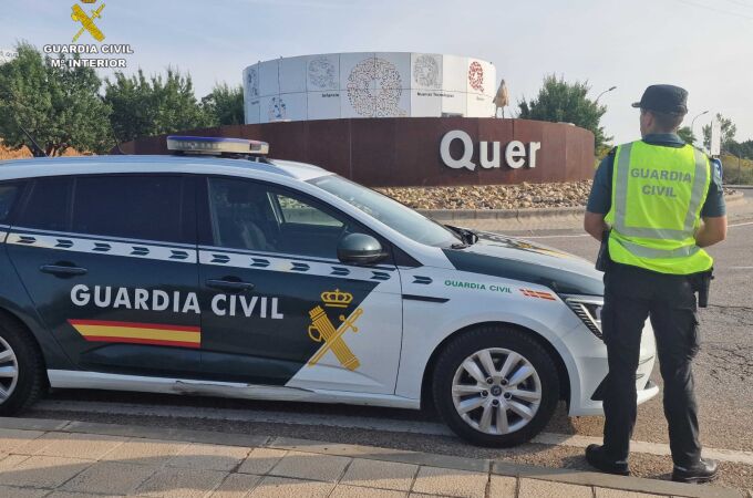 Detenidas cinco personas cuando se disponían a robar la mercancía de un camión en Quer