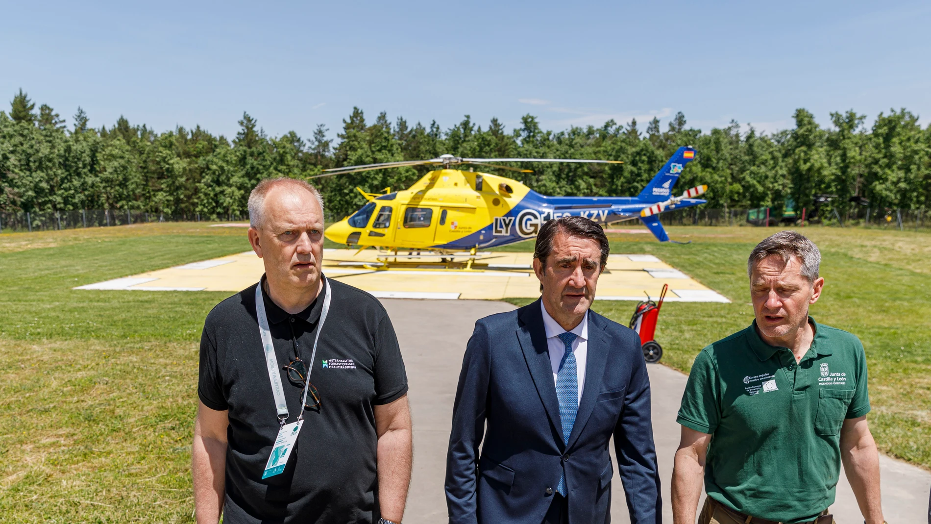 Suárez-Quiñones llega al encuentro en Riza junto al director de Eustafor, Juha Niemelä