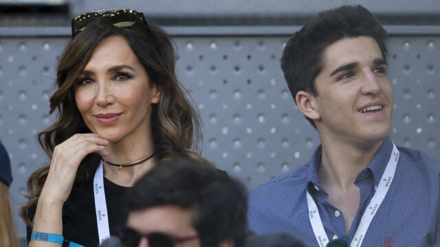 Paloma Lago junto a su hijo Javier García Lago en una imagen de archivo