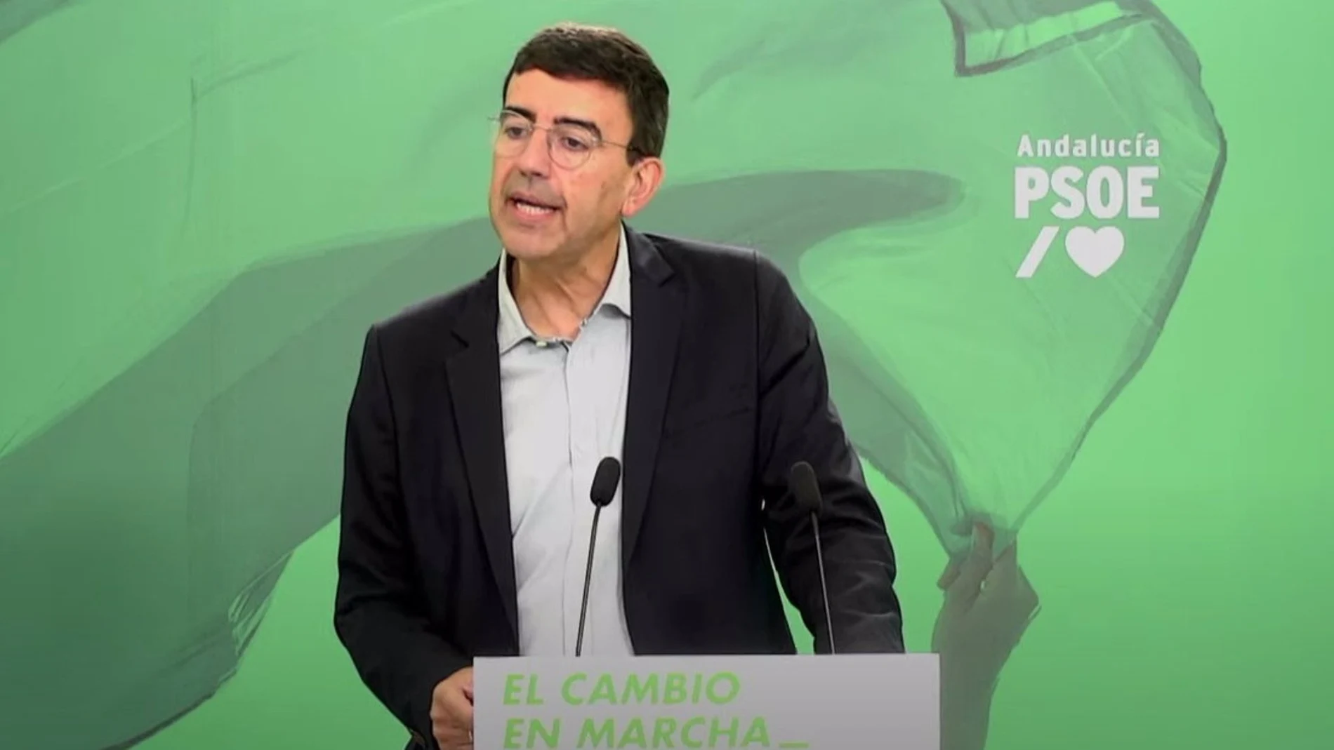 PSOE-A apoya a Sánchez y replica a Page que "seguramente no le gustaría escuchar una crítica" interna como presidente