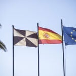 Ceuta y Melilla son dos ciudades autónomas bajo soberanía de España que están en África, pero pese a ser españolas, no están amparadas por el tratado de la OTAN
