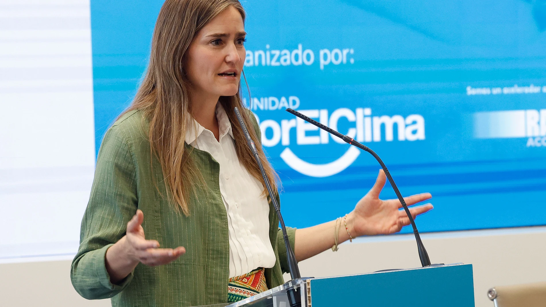 MADRID, 05/06/2025.- La vicepresidenta tercera y ministra para la Transición Ecológica y el Reto Demográfico, Sara Aagesen, interviene en el encuentro de 'Comunidad #PorElClima' con motivo del Día Mundial del Medio Ambiente, este jueves en Madrid. EFE/ J.P.Gandul
