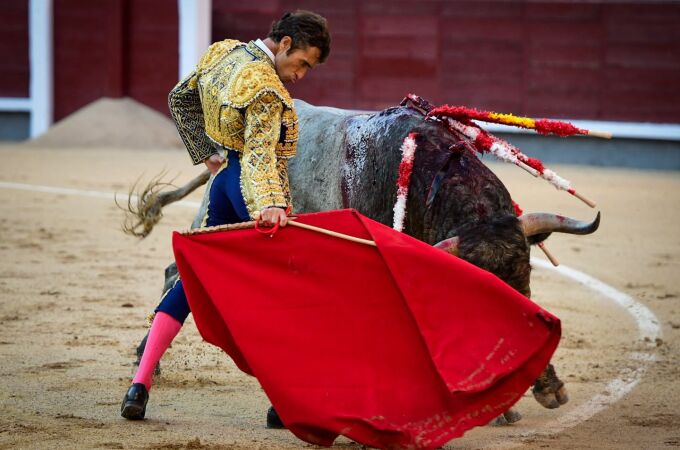Robleño: vuelta a los 25 con imposibles Adolfos