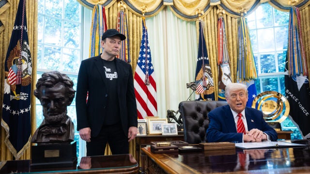 EEUU.- Trump dice que Musk enfrentará "muy graves consecuencias" si financia a candidatos demócratas