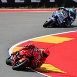 Marc Márquez, por delante de su hermano Álex en el Sprint de Aragón