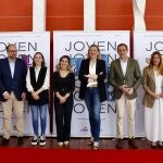 La vicepresidenta de la Junta junto a Conrado Íscar, Del Bosque, López, Ámez, Fernández, De Pablos y Alonso en la entrega de los Premios