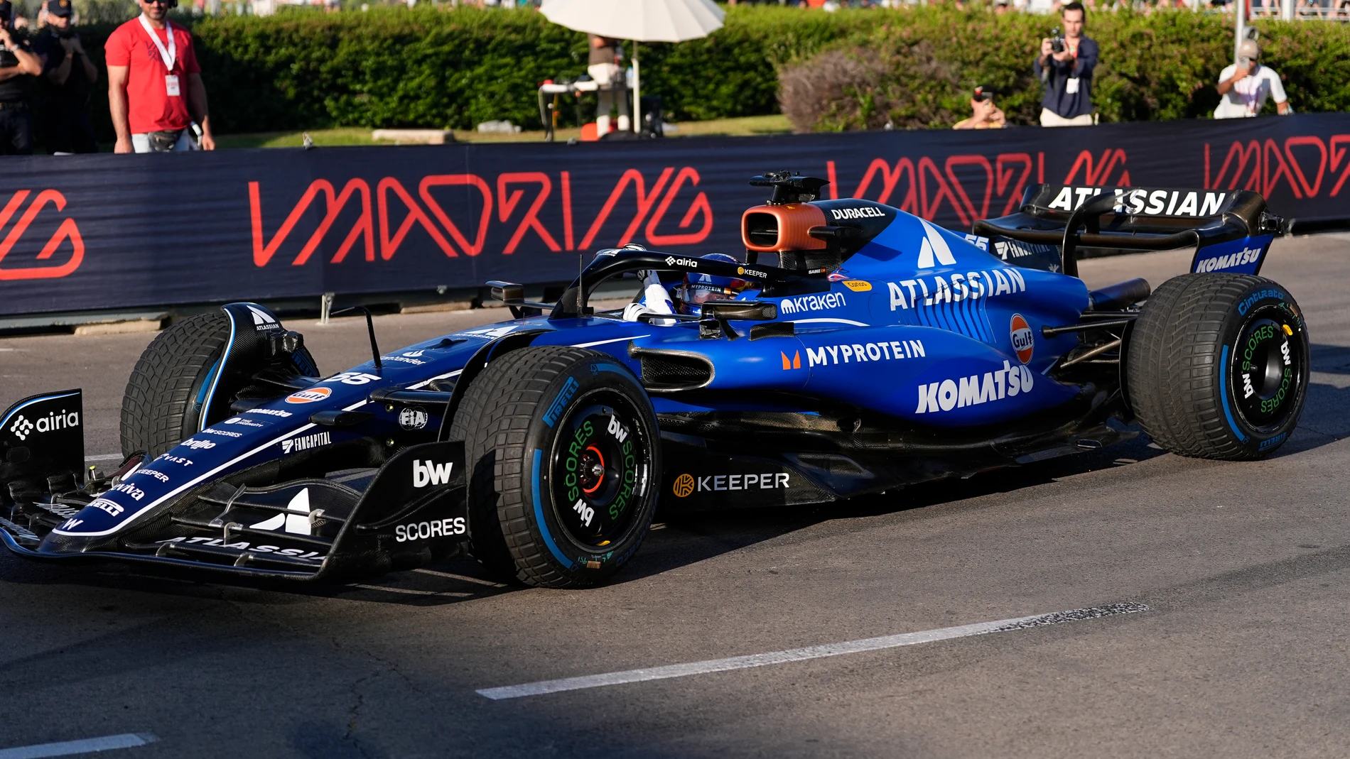 Carlos Sainz in action during an exhibition with Williams at the future Madring F1 circuit on June 07, 2025 in Madrid, Spain. AFP7 07/06/2025 ONLY FOR USE IN SPAIN