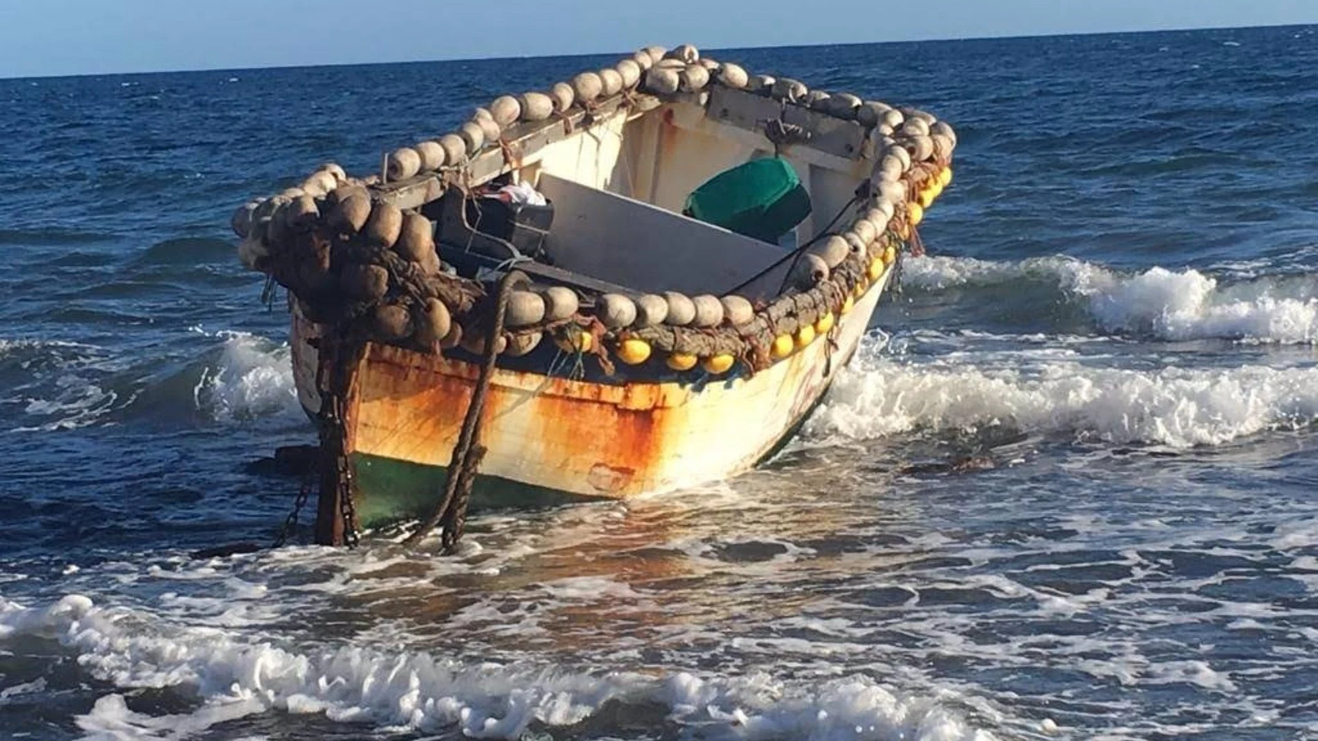 Interceptados 16 migrantes tras llegar una nueva patera a Formentera