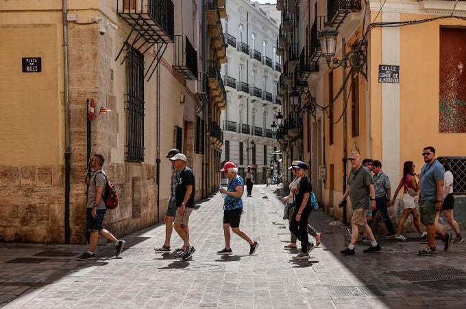 La patronal de viviendas turísticas aboga por un equilibrio entre visitantes y residentes