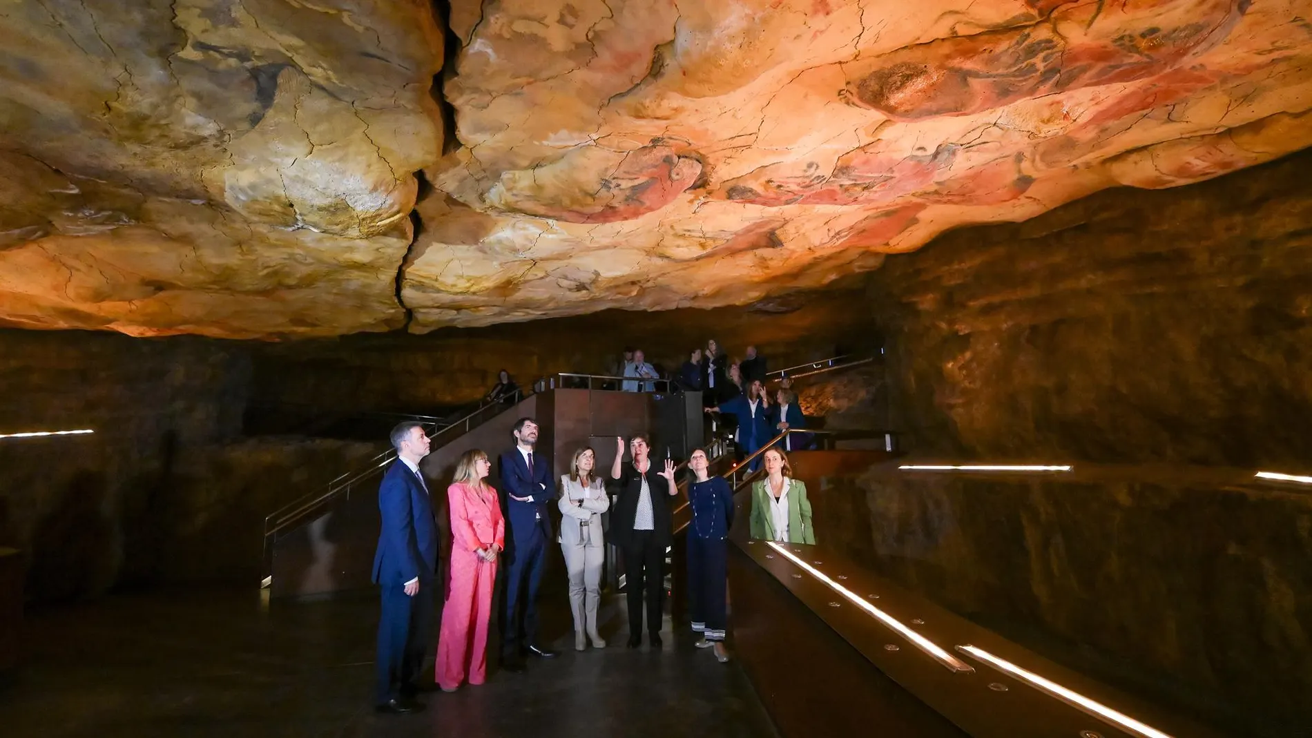 Urtasun anuncia que la exposición permanente del Museo de Altamira se renovará por el 25 aniversario de su apertura