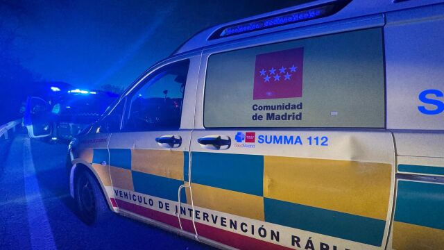 Muere un motorista al chocar contra un turismo en Parla (Madrid)