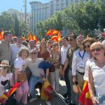 Mañueco junto con la representación castellano y leonesa presente en Madrid