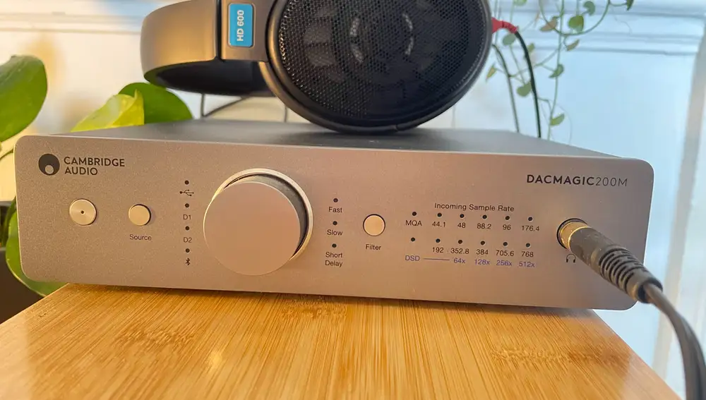 Cambridge Audio Dacmagic, escritorio y Hi-Fi se dan la mano