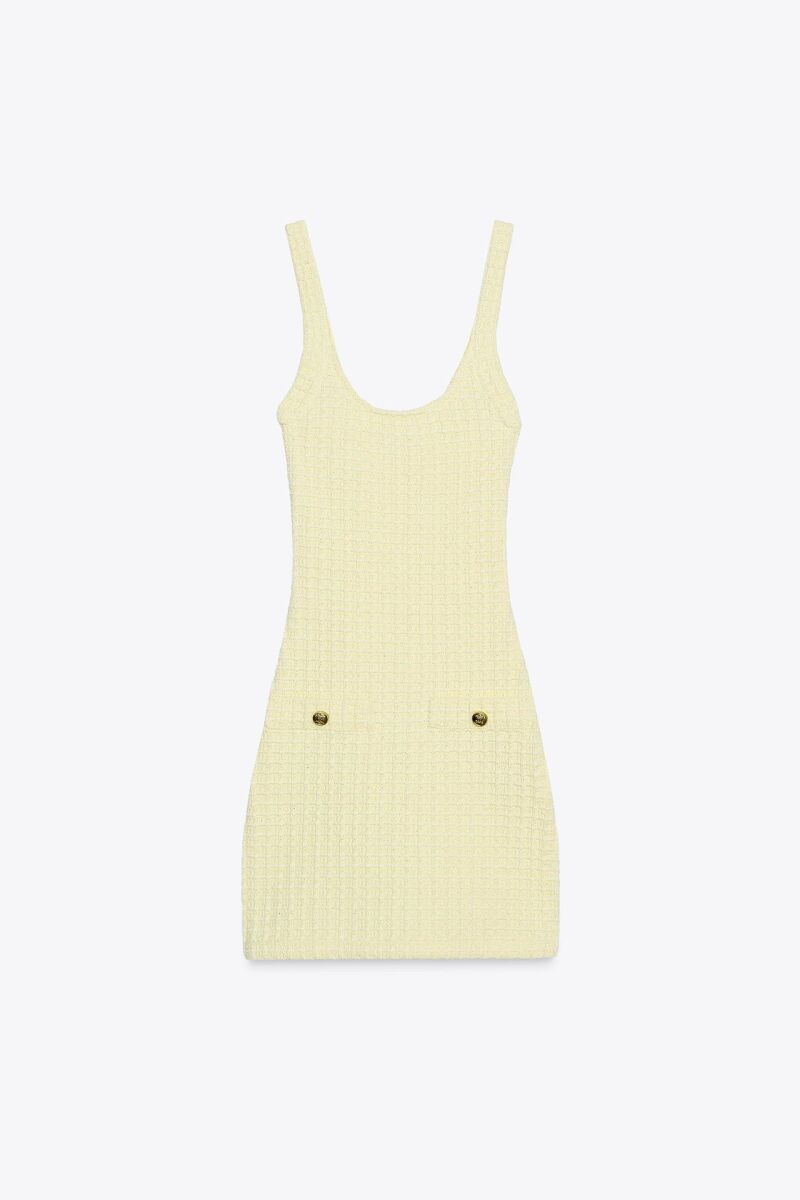 Vestido corto stretch.