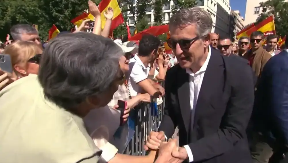 Feijoó a su llegada a Plaza España