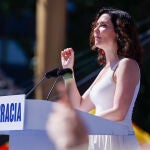 Manifestación del PP contra Sánchez bajo el lema 'Democracia o mafia'