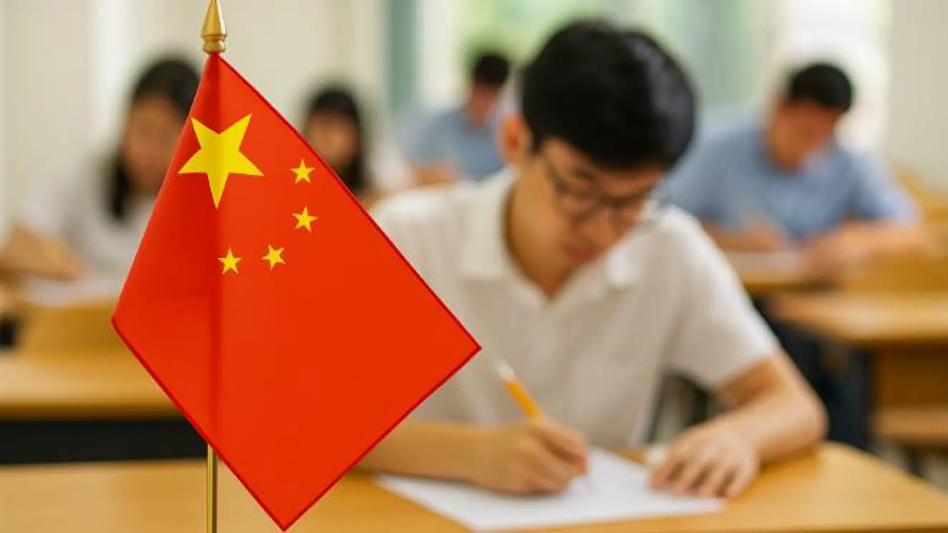 Esto es lo que China ha hecho con sus herramientas de IA mientras dura la 'selectividad' de los estudiantes chinos.