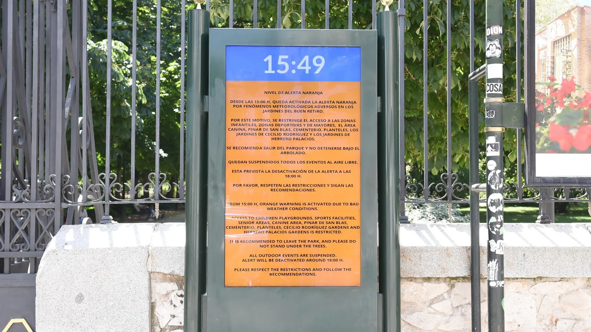 MADRID.-Feria del Libro de Madrid cierra este lunes por alerta meteorológica y podría retrasar su apertura mañana