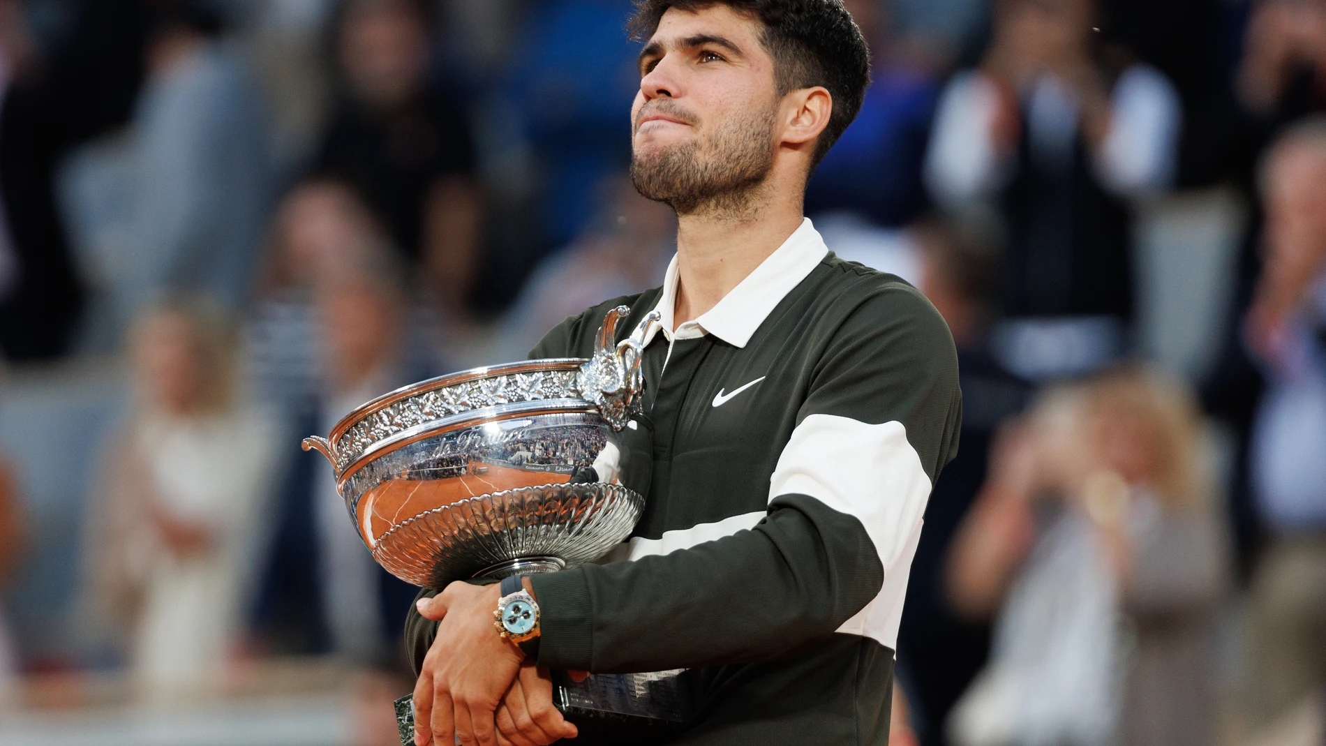 Carlos Alcaraz of Spain during the Roland-Garros 2025, French Open, Grand Slam tennis tournament on 8 June 2025 at Roland-Garros stadium in Paris, France - Photo Tnani Badreddine / DPPI AFP7 08/06/2025 ONLY FOR USE IN SPAIN