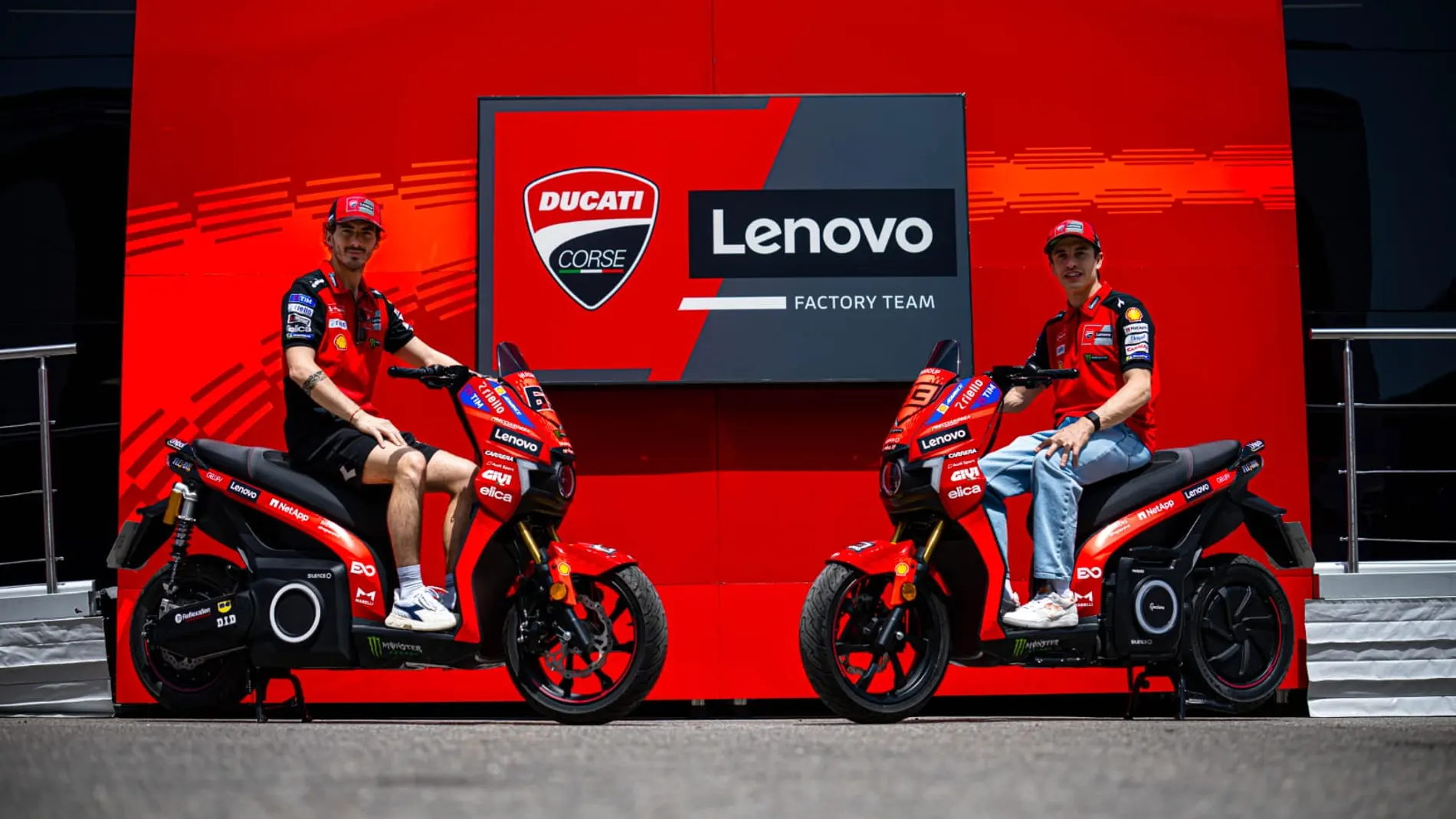 Los pilotos de Ducati conducirán las Silence dentro de los circuitos