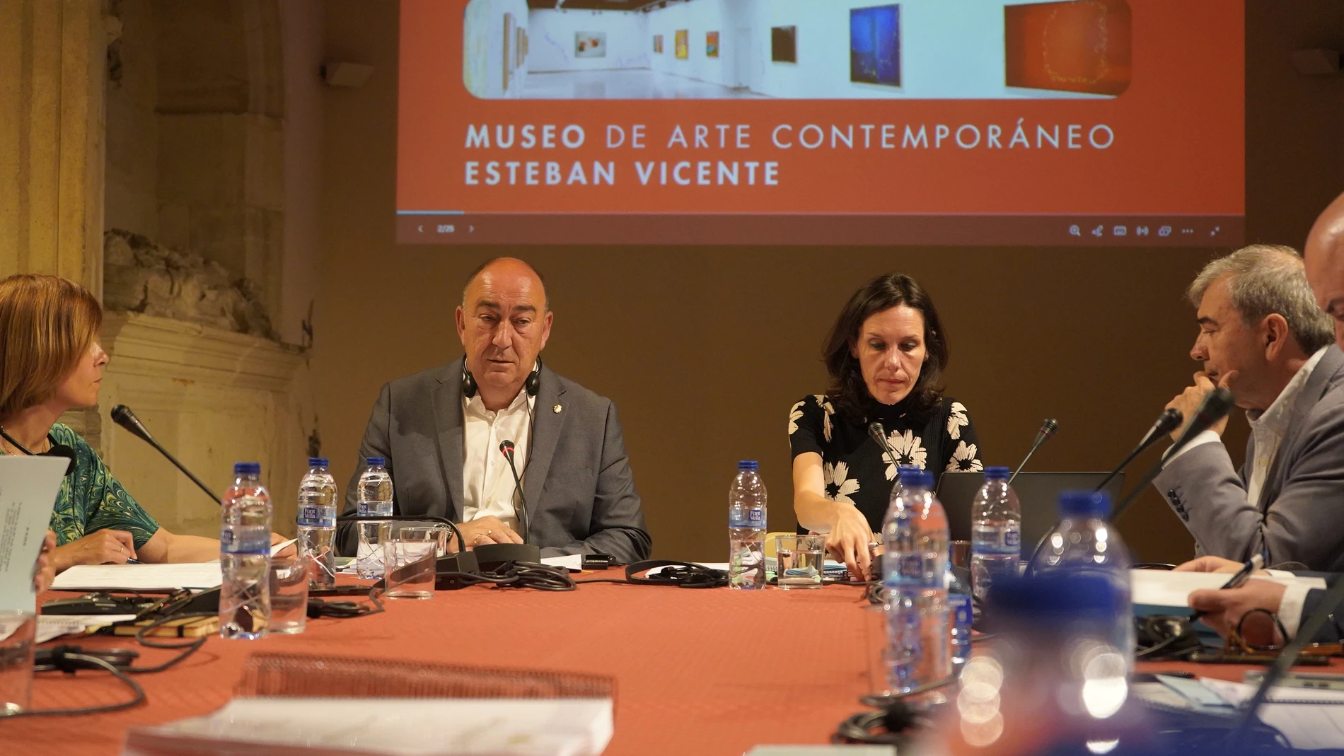 Miguel Ángel de Vicente preside la reunión del Consorcio del Museo Esteban Vicente