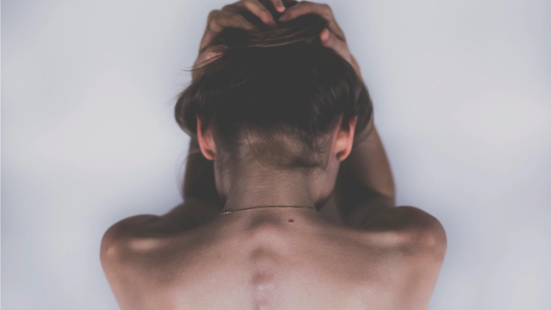 TikTok prohibe #SkinnyTok, la peligrosa tendencia que incitaba a la anoxia y bulimia a miles de adolescentes