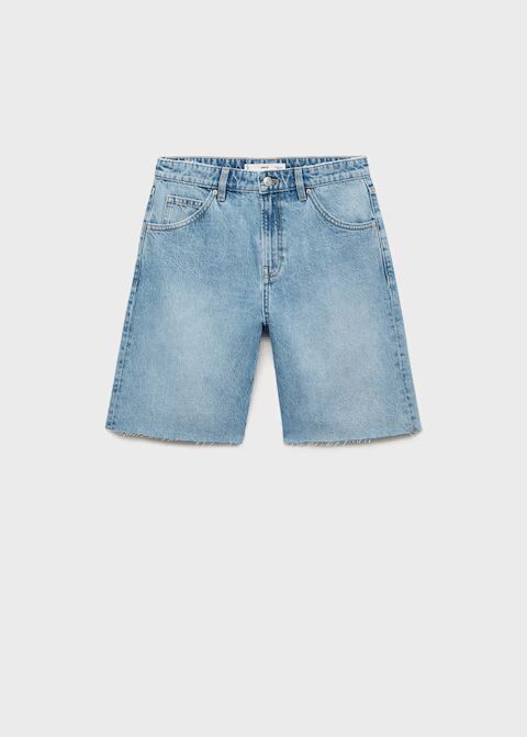 Bermudas denim bajo desilachado.