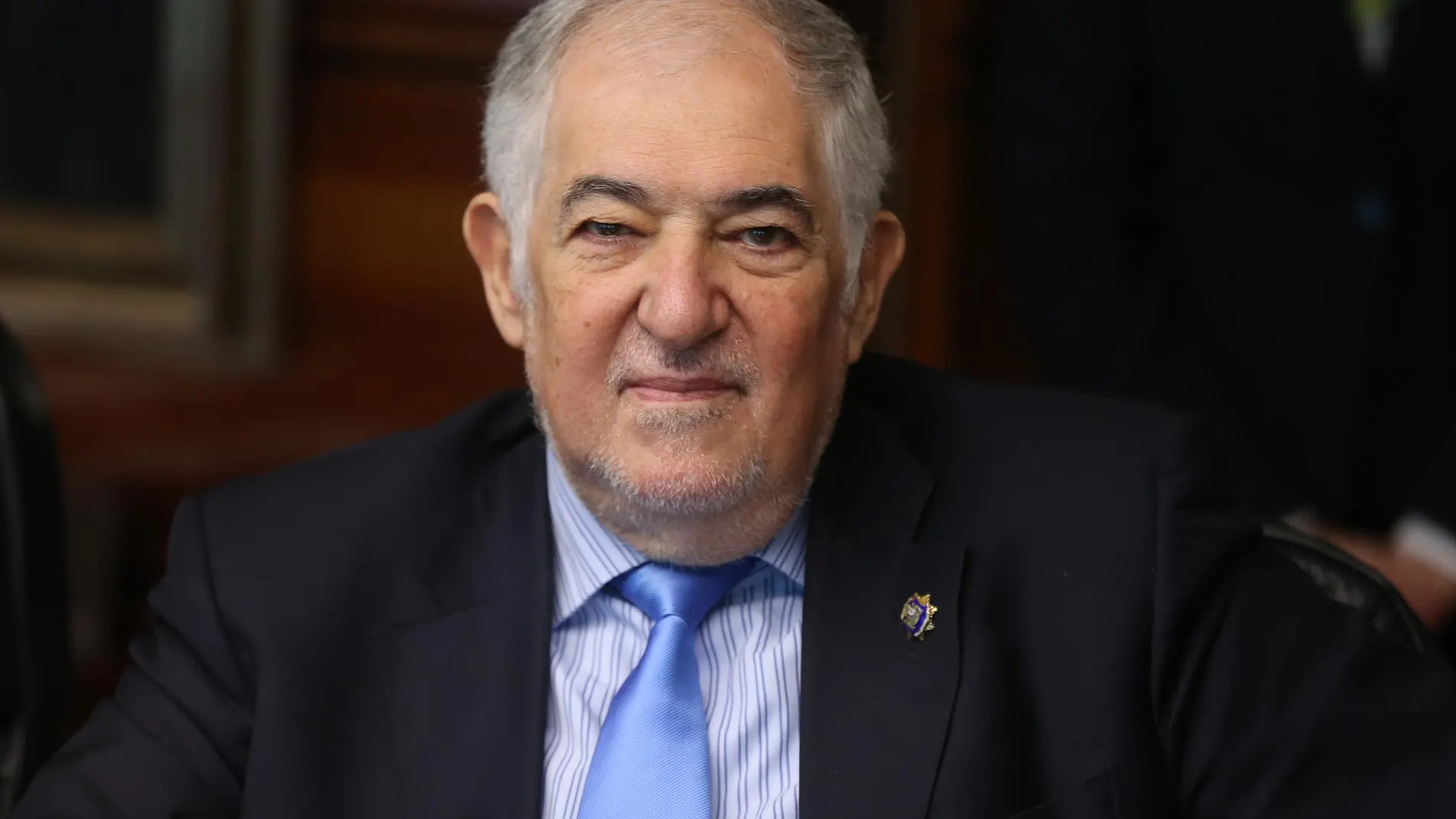 El Constitucional desoye la petición del PP y avala que Pumpido participe en las deliberaciones sobre la amnistía