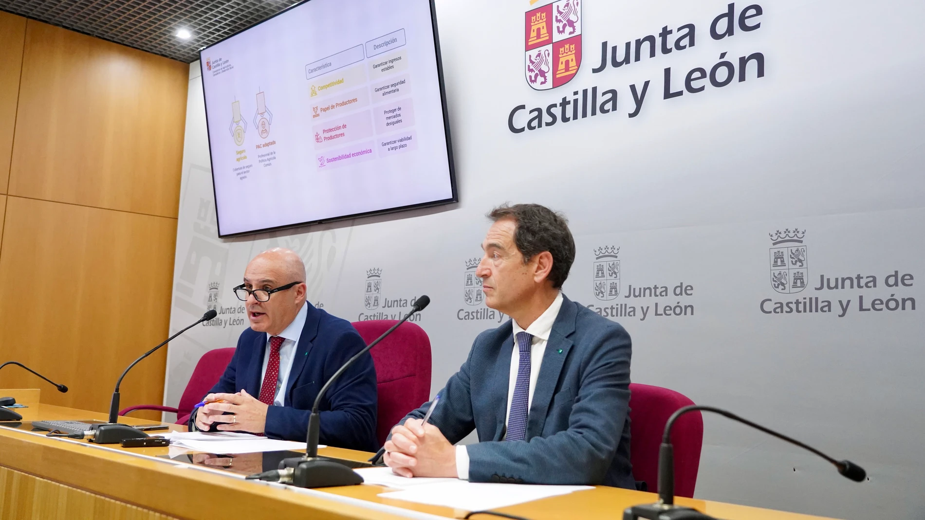 El viceconsejero de Política Agraria Comunitaria y Desarrollo Rural, Jorge Llorente, presenta los datos de la campaña de solicitud única de la PAC 2025