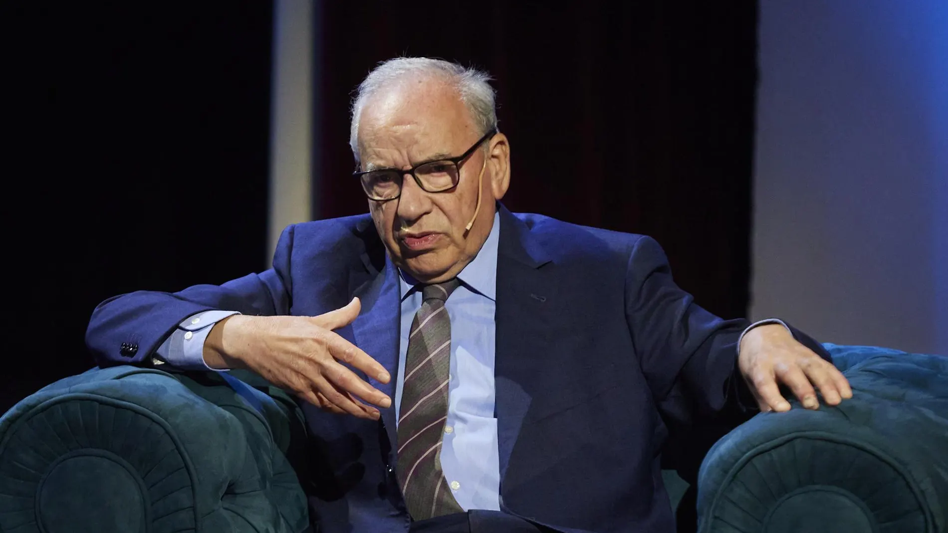 Alfonso Guerra cree que la situación política de España "está llamando" a que se convoquen elecciones