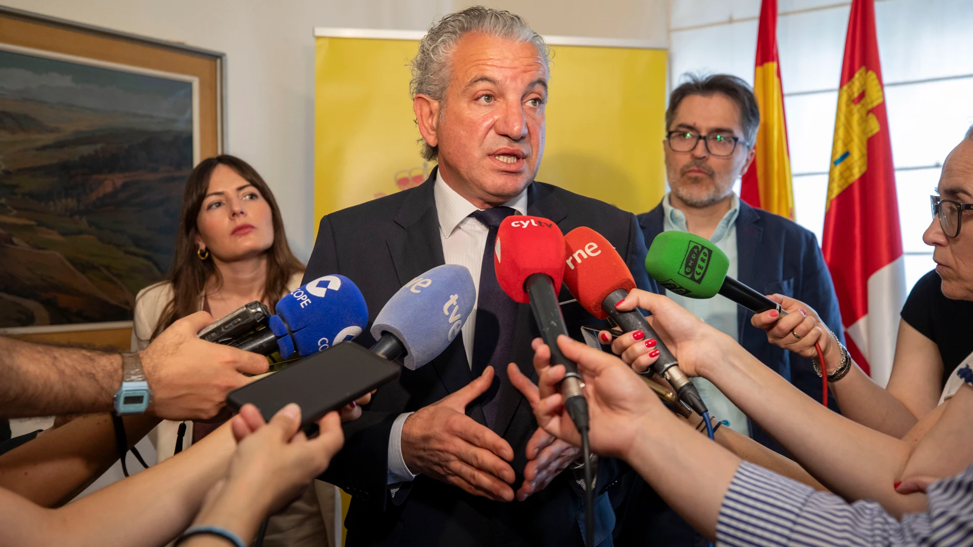Nicanor Sen atiende a los medios en una jornada celebrada en Ávila