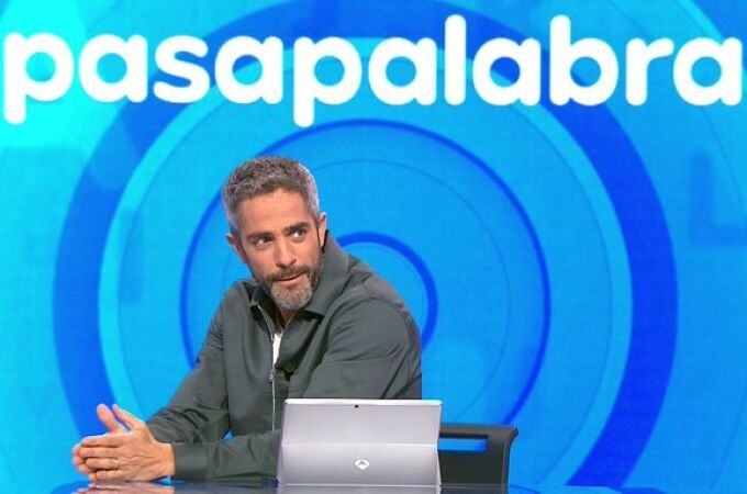 Roberto Leal se desespera con Manu y Rosa en 'Pasapalabra': "Yo me voy de este programa"