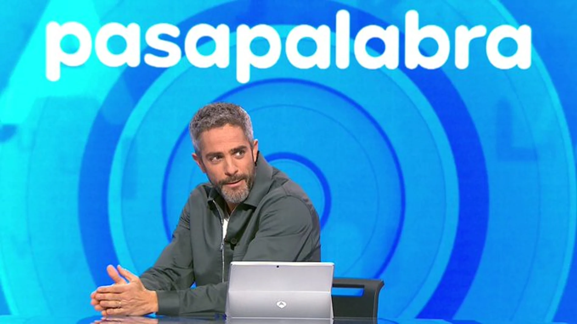 Roberto Leal se desespera con Manu y Rosa en 'Pasapalabra': "Yo me voy de este programa"