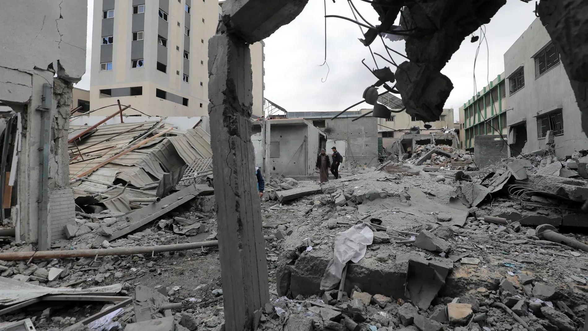 O.Próximo.- Al menos ocho muertos en un ataque israelí contra el edificio de la oficina de Médicos del Mundo en Gaza