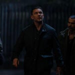 Tom Hardy sabe acaparar toda la atención del espectador al más puro estilo Guy Ritchie