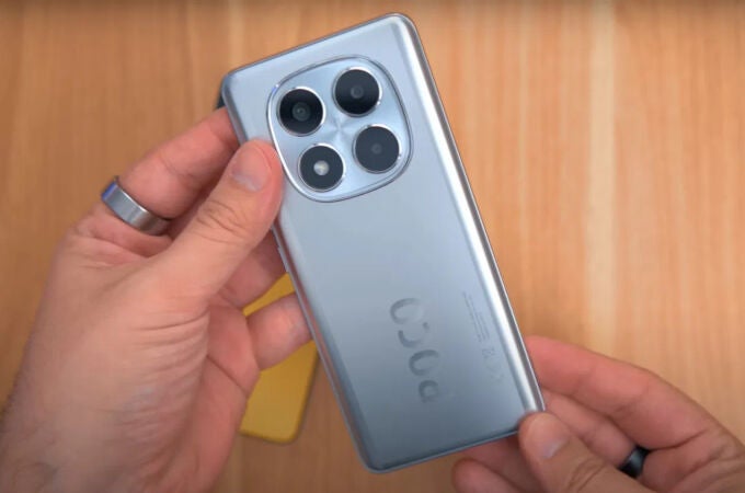 El POCO X7 viene con pantalla brillante, un diseño curvado y un rendimiento fluido que no decepciona