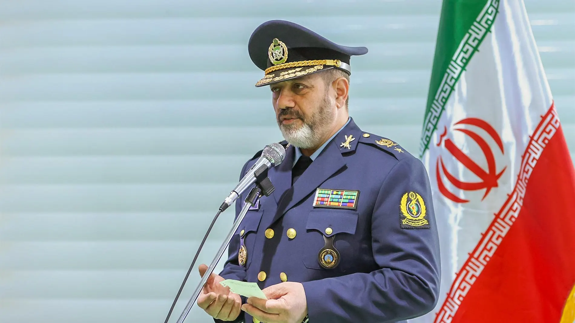 Irán advierte de que atacará bases de EEUU en Oriente Próximo si no hay acuerdo nuclear y "se impone" un conflicto