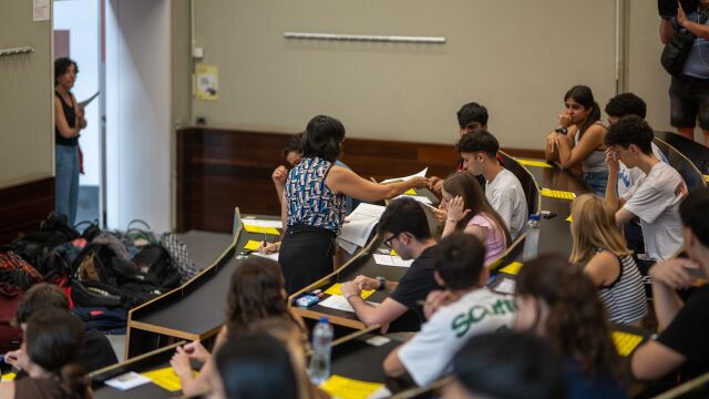 La Selectividad de Castellano en Cataluña incluyen textos sobre la incertidumbre, Baroja y Azorín