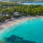 ¿La mejor playa de España está en Ibiza? Cala Bassa podría llevarse el título