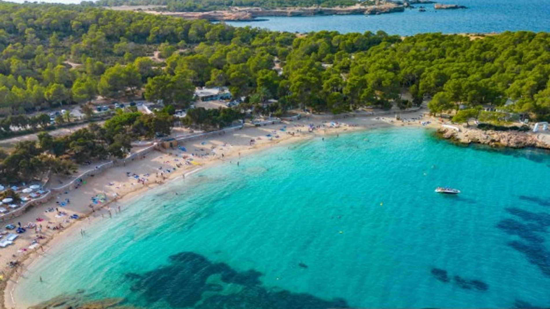 ¿La mejor playa de España está en Ibiza? Cala Bassa podría llevarse el título